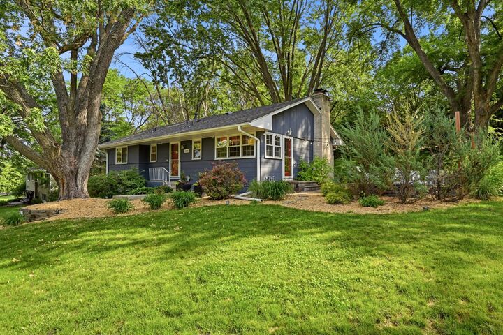 Property Photo:  16421 Norwood Lane  MN 55345 