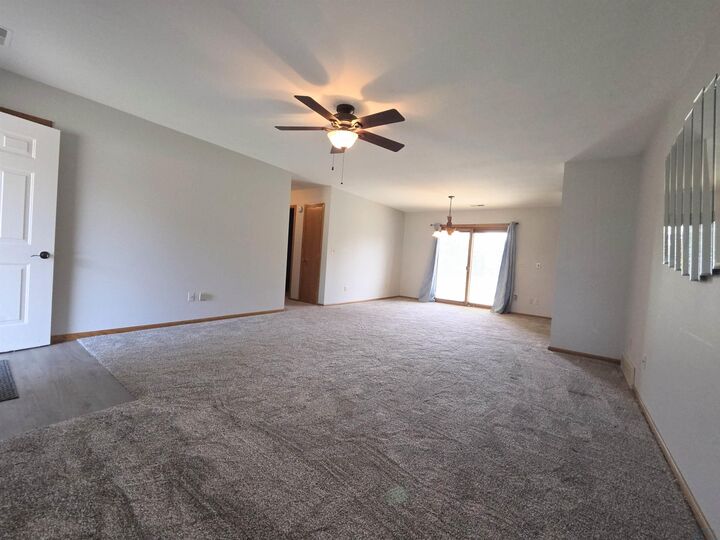 Property Photo:  322 Lakeshore Dr.  SD 57049 