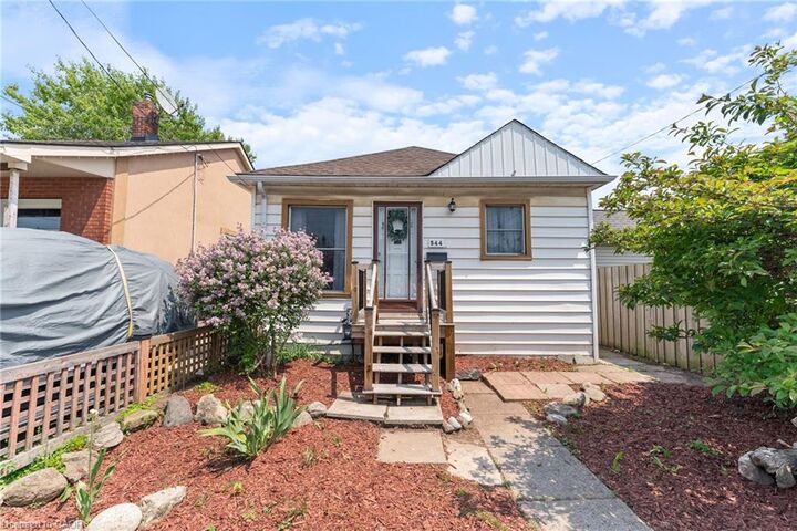 Property Photo:  544 Mary Street  ON L8L 4X7 