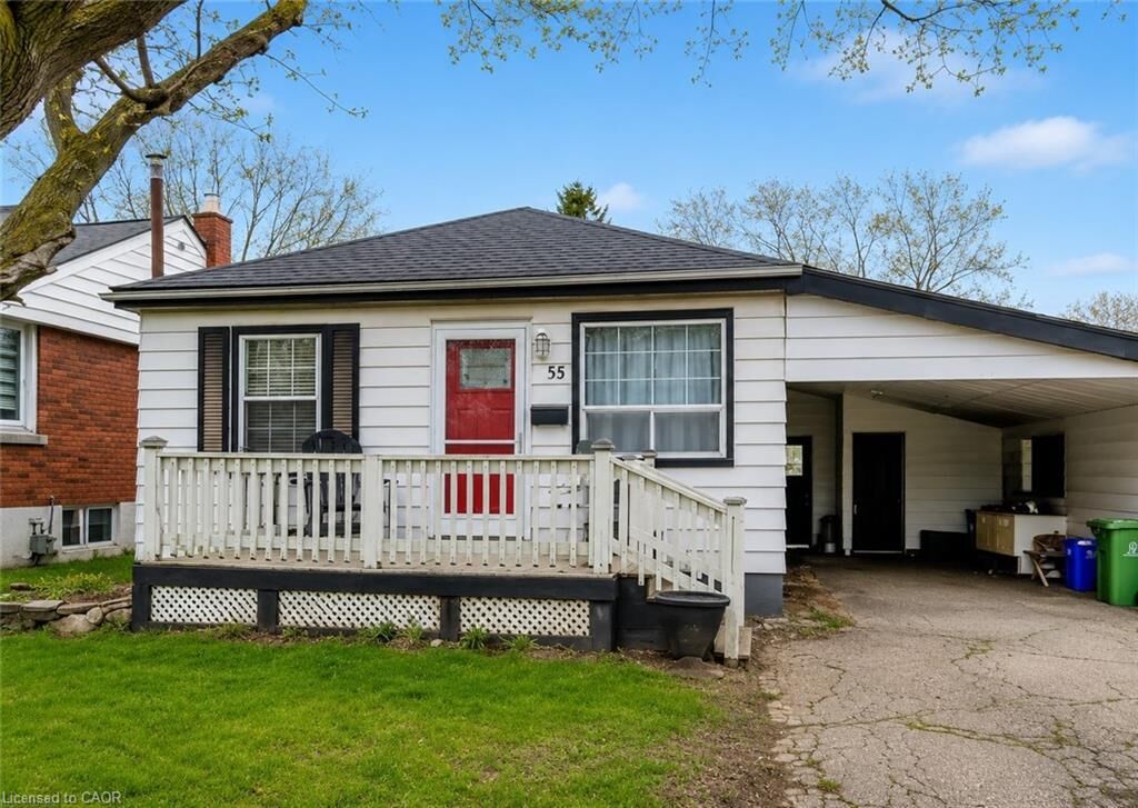 Property Photo:  95 Dana Drive  ON L9L 3H9 
