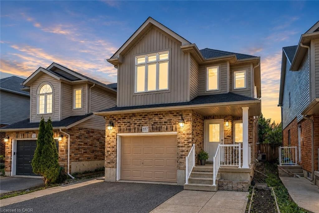 Property Photo: 357 Parkvale Drive ON N2R 1Y6