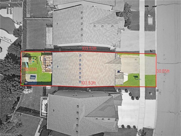 Property Photo:  32 Sorrento Street  ON N2R 0A4 