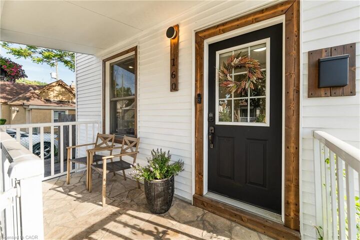 Property Photo:  160 Britannia Avenue  ON L8H 1X1 
