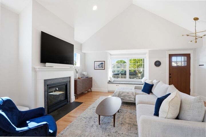 Property Photo:  22 Sandy Hill Cir 22  MA 02066 