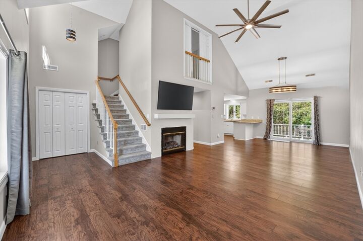Property Photo:  1 Melville Ct B  MA 02559 
