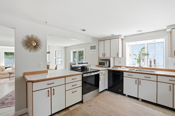 Property Photo:  11 Sylvia Road  MA 01864 