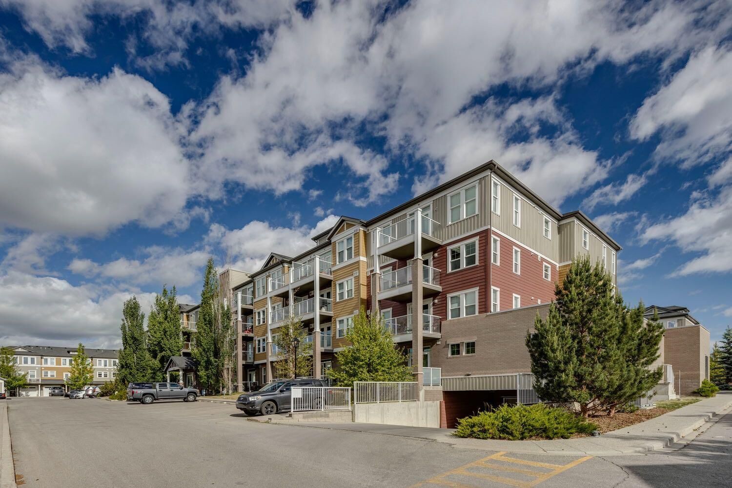 Property Photo:  2300 Evanston Square NW 208  AB T3P 0G8 