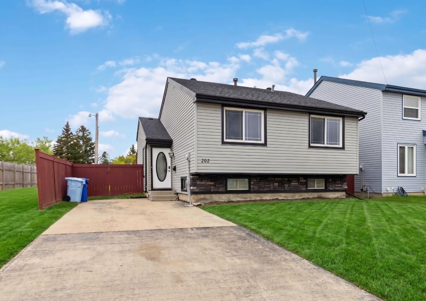 Property Photo:  202 Bird Crescent  AB T9H 4T3 