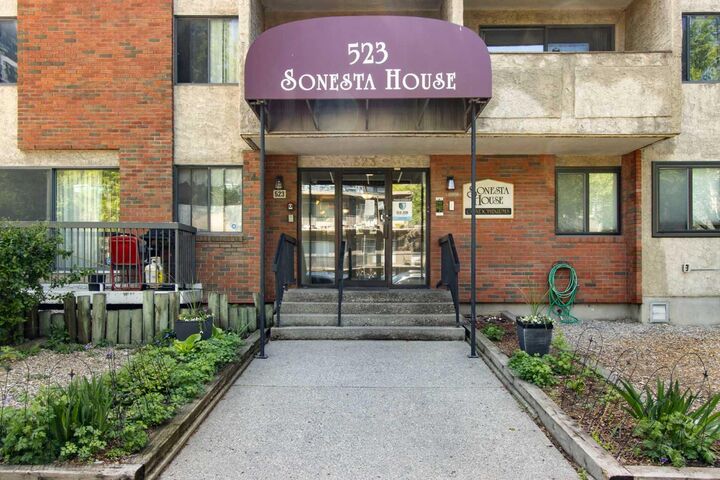 Property Photo:  523 15 Avenue SW 201  AB T2R 0R3 