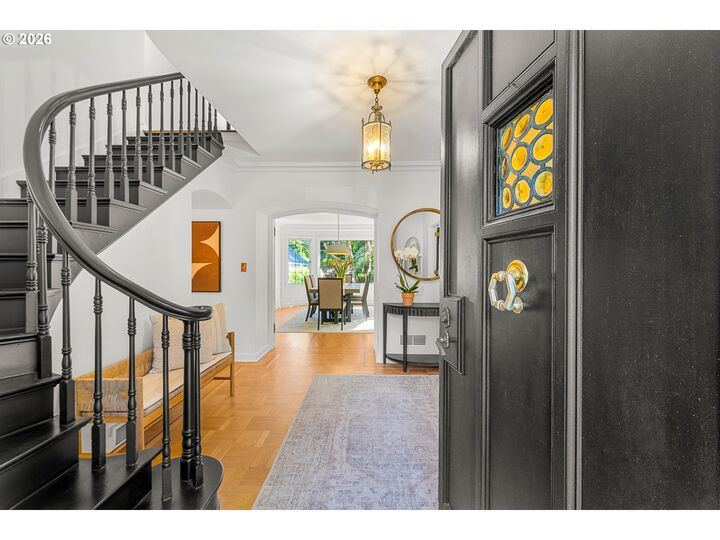 Property Photo: 3328 SE Crystal Springs Blvd OR 97202