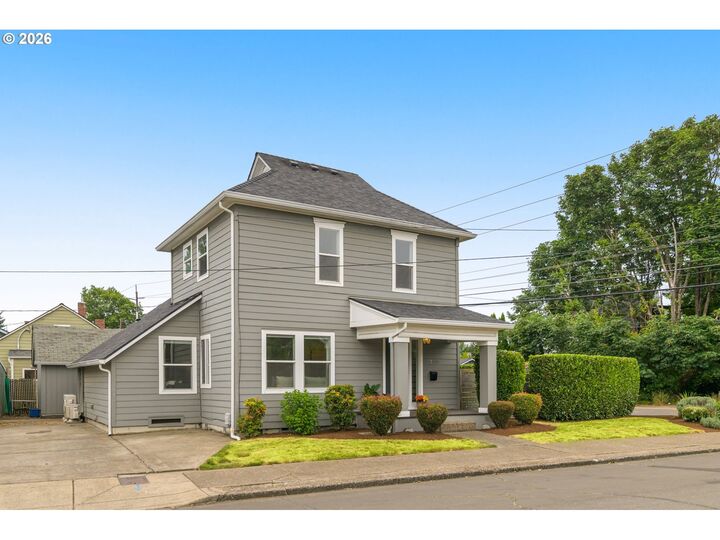 Property Photo:  1295 14th St NE  OR 97301 