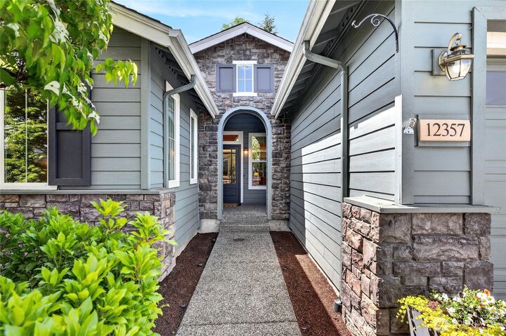 Property Photo: 12357 Big Leaf Way NE WA 98053