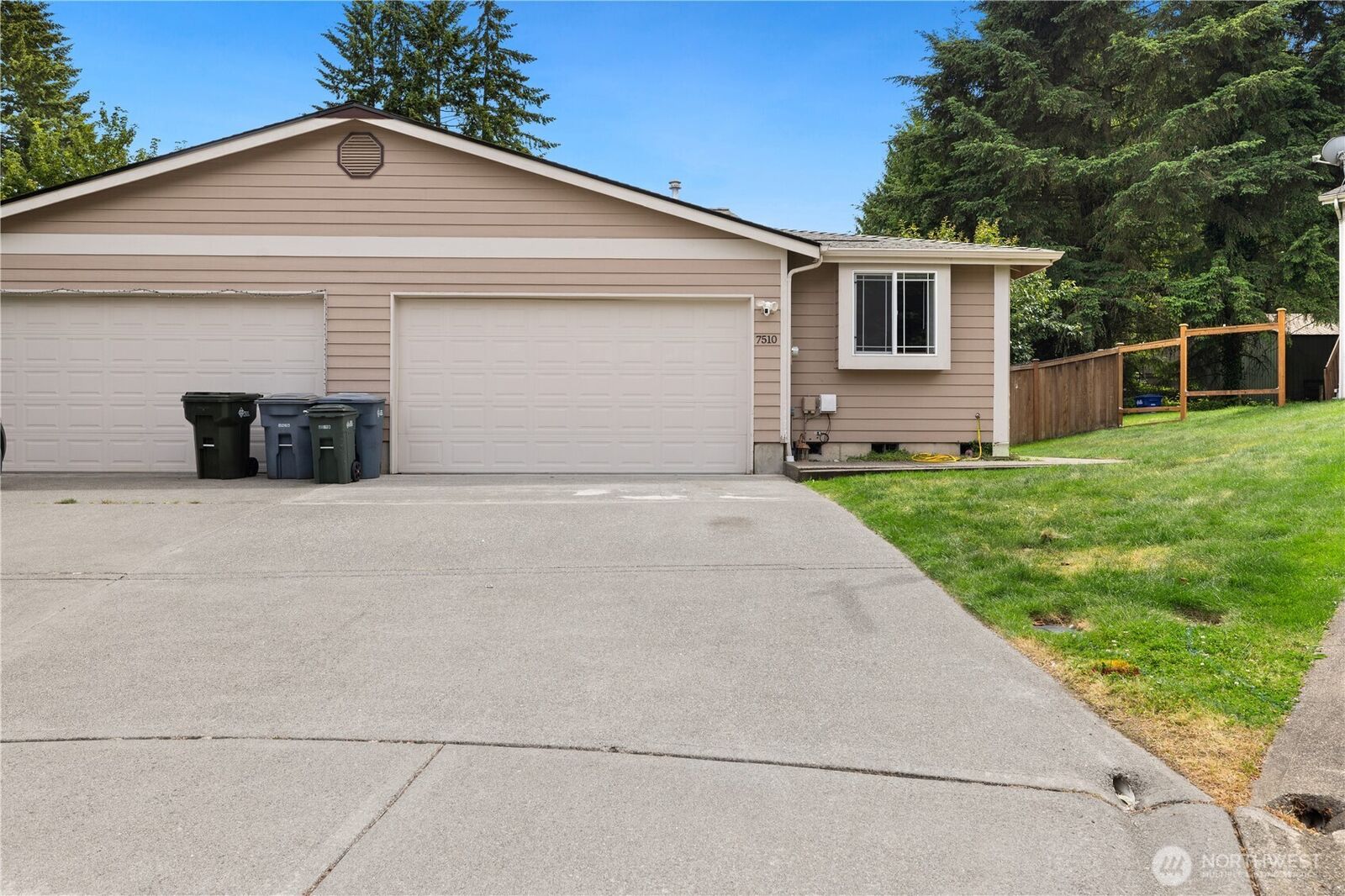 Property Photo: 7510 110th Street E WA 98373