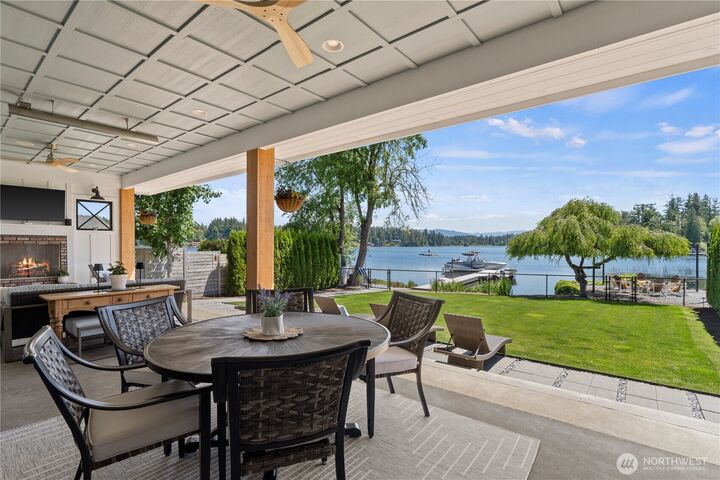 Property Photo:  22545 SE 298th Street  WA 98010 