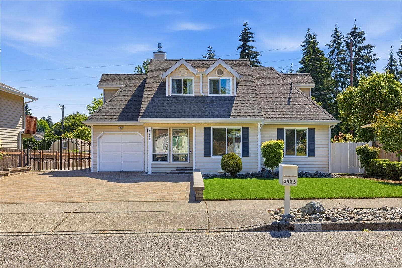 Property Photo:  3925 N Visscher Street  WA 98407 