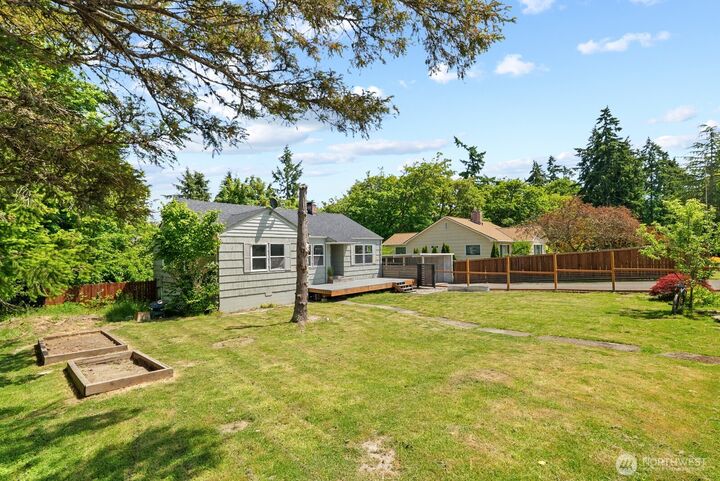 Property Photo: 307 4th Street WA 98388