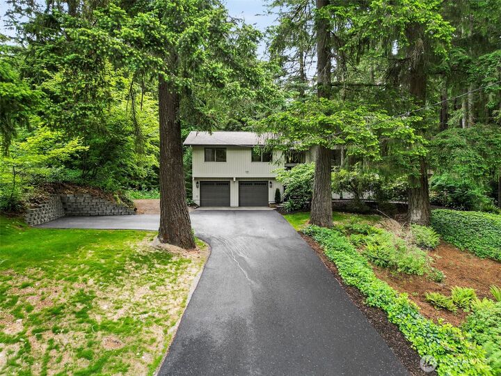 Property Photo:  18818  181st Place NE  WA 98077 