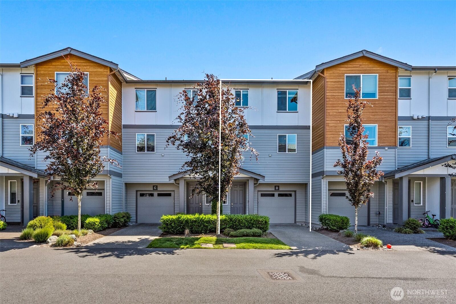 Property Photo:  19409  36th Avenue SE D  WA 98012 