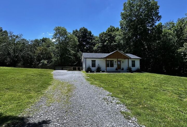 Property Photo:  2795 Franklin Road  KY 42164 