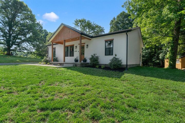 Property Photo:  2795 Franklin Road  KY 42164 