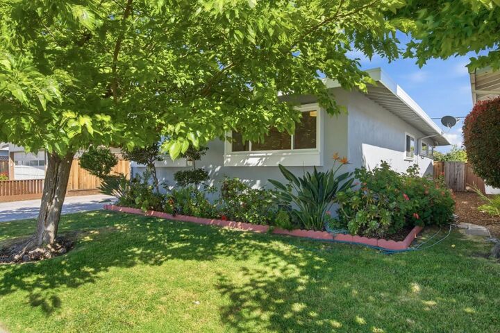 Property Photo:  1358 Claudia Avenue  CA 94403 