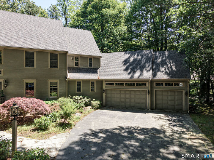 Property Photo:  3 Eton Place  CT 06032 