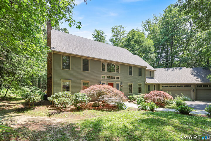 Property Photo:  3 Eton Place  CT 06032 