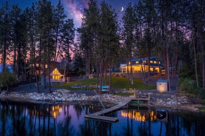 Property Photo: 9510 S Silver Lake Rd WA 99022