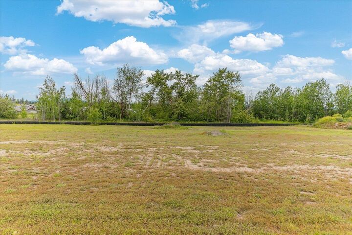 Property Photo: 822 S Colville Rd WA 99006