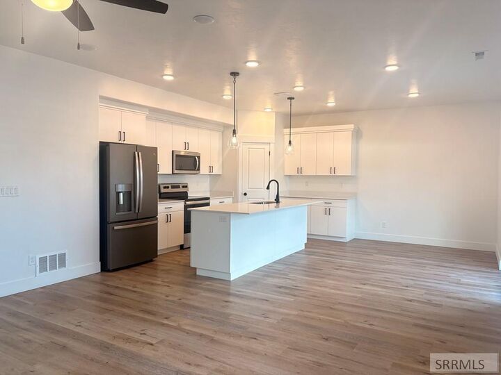 Property Photo:  1170 Jaylee Drive 2  ID 83442 