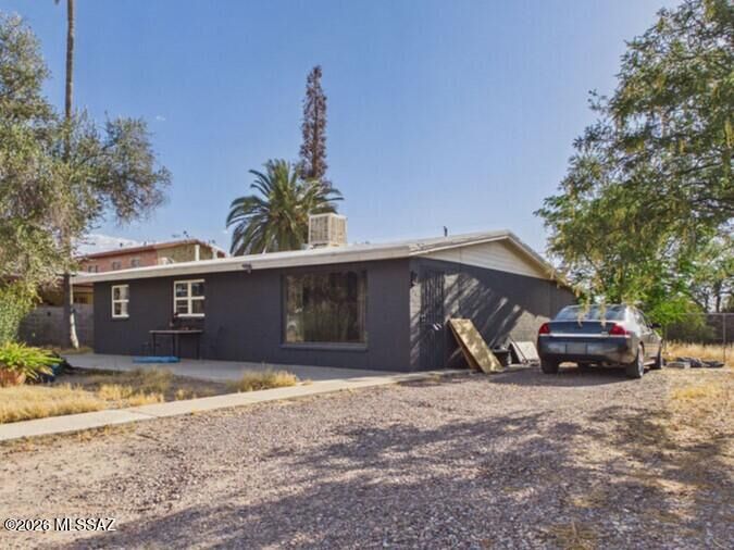 Property Photo: 6656 S Melody Avenue AZ 85756