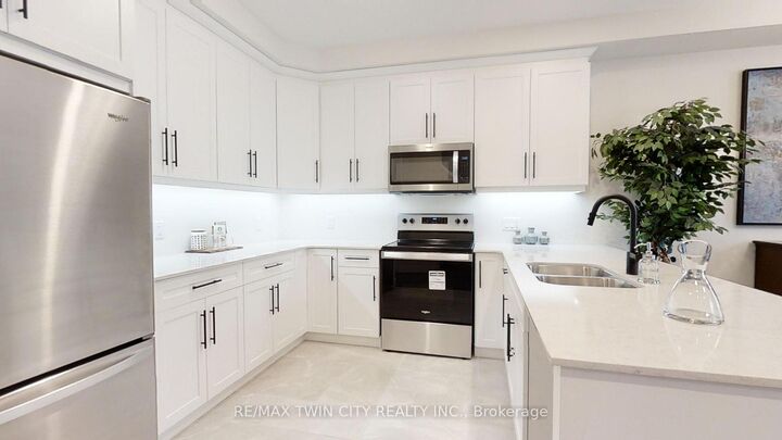 Property Photo: 147 Julie Crescent ON N5X 3X4