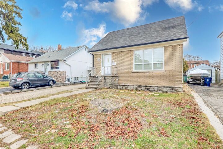 Property Photo: 35 Cotton Avenue ON M1K 1Z5