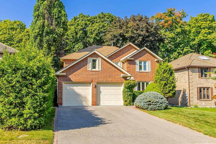 Property Photo: 4 McPhail Court ON L3R 0C2