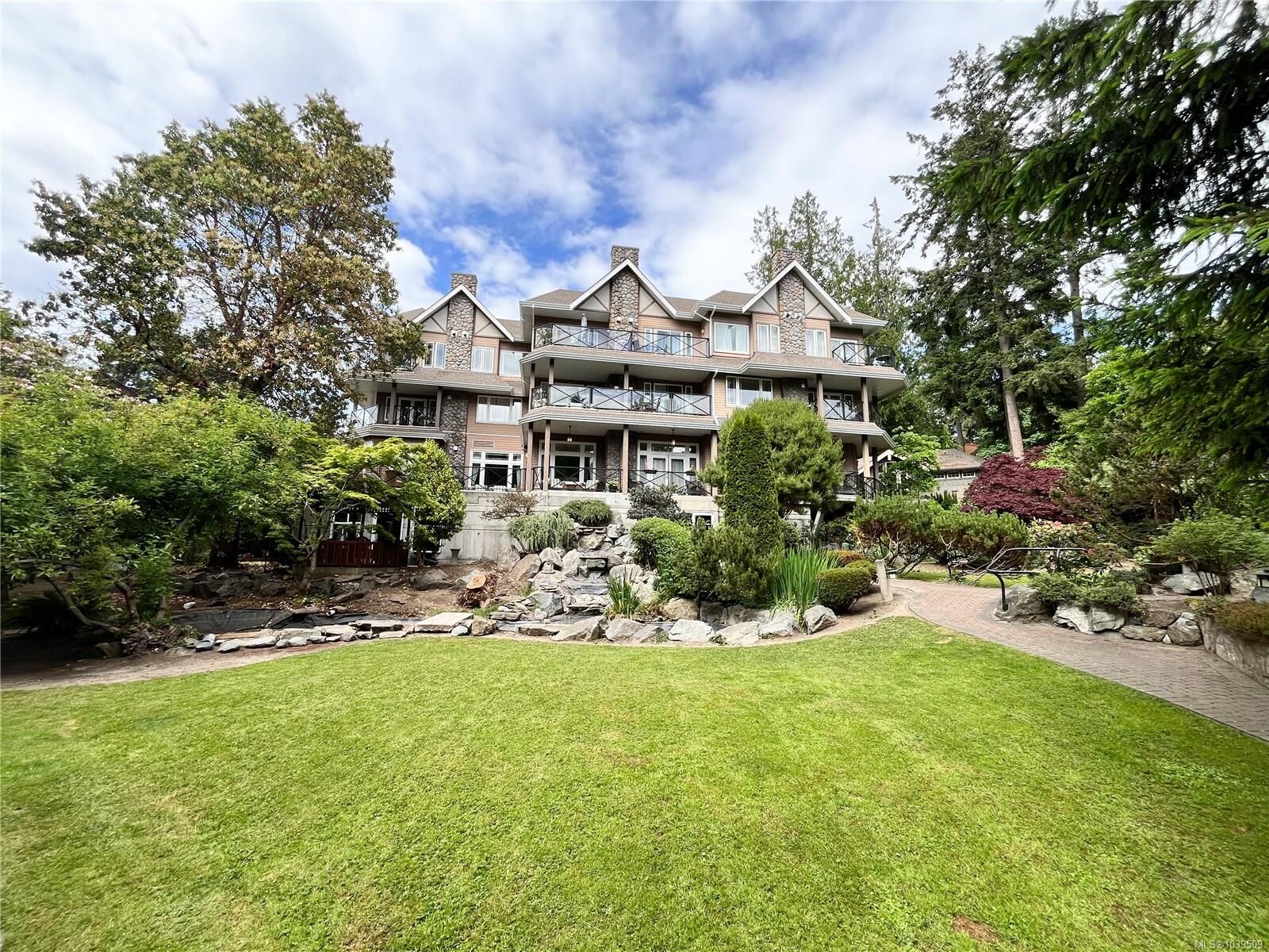 Property Photo:  2326 Harbour Rd #206  BC V8L 2P8 
