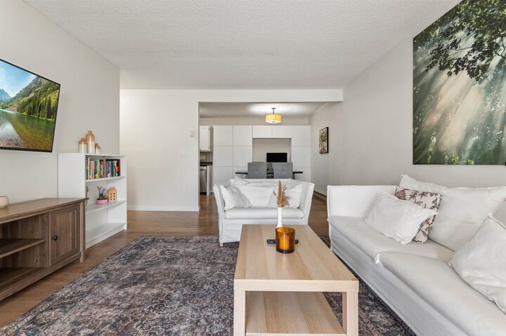 Property Photo:  45900 Lewis Avenue 210  BC V2P 3C2 