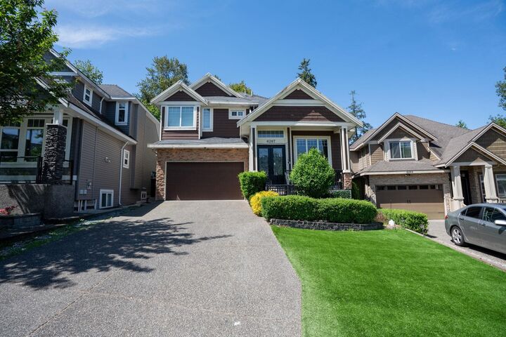 6287 148A Street — photo 1