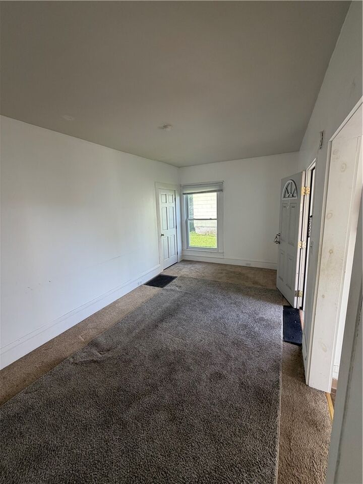 Property Photo:  1056 Walnut Street 2  NY 14905 