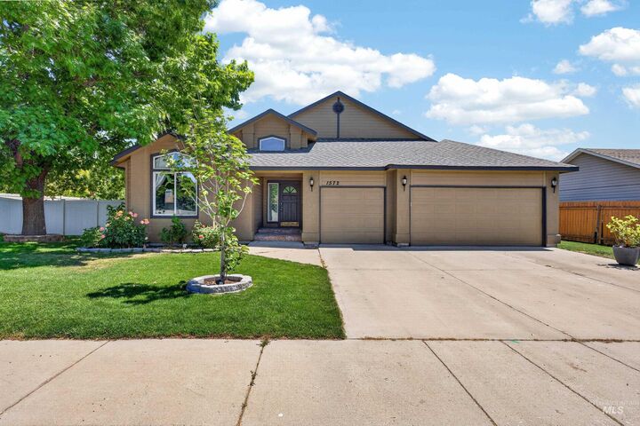 Property Photo:  1572 N Tina Marie Ave.  ID 83642 