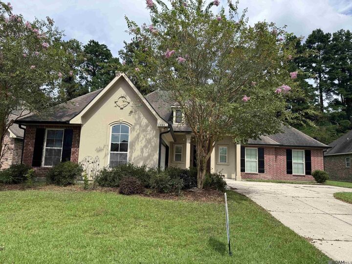 Property Photo:  4923 Harbor Ln  LA 70739 