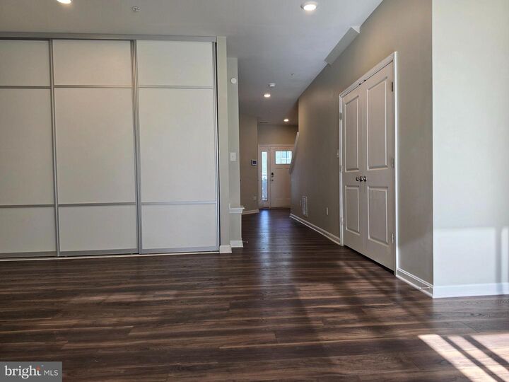 Property Photo:  2008 Thornbrook Way  MD 21113 