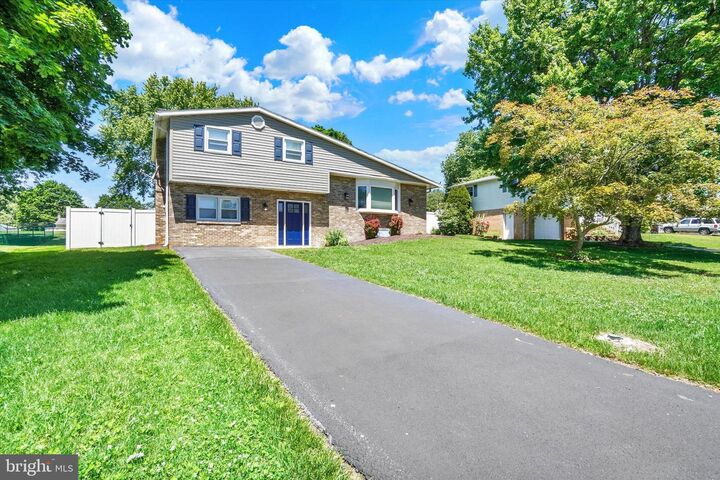 Property Photo:  259 Nollyn Drive  PA 17313 