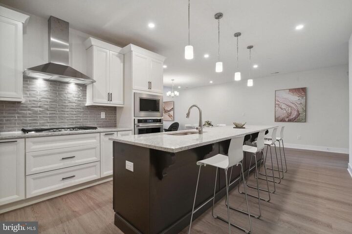 Property Photo:  514 Fullerton Farm Court 18  PA 18914 