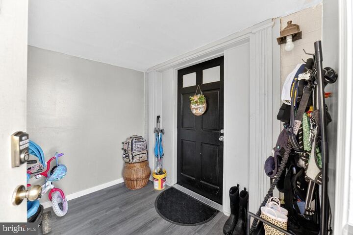 Property Photo:  19 Congress Court  PA 18951 