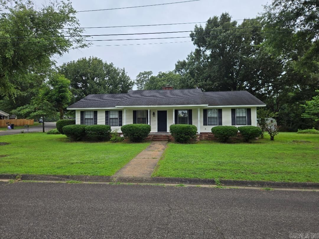 Property Photo: 16 Cedar Creek Drive AR 72830
