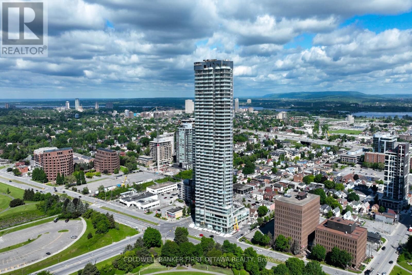 Property Photo:  805 Carling Avenue 3903  ON K1S 5W9 