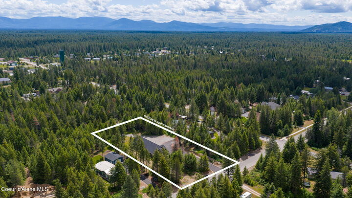 Property Photo:  32926 N 10th Ave  ID 83869 