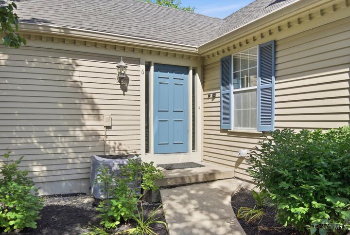 Property Photo:  6 Devon Court  OH 45014 