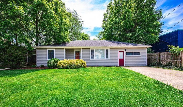 Property Photo: 117 E Central Avenue OH 45056
