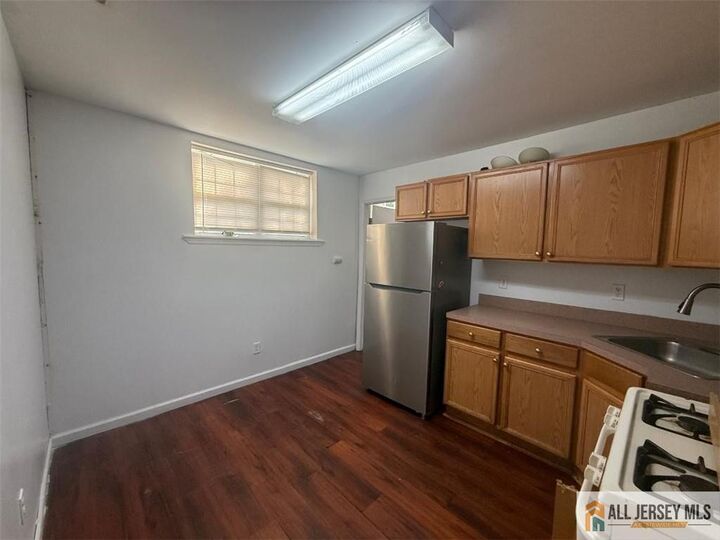 Property Photo:  403 College Drive 403  NJ 08817 